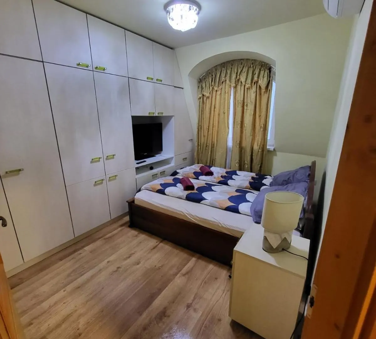 Ww House 2 Apartment Debrecen Hungary